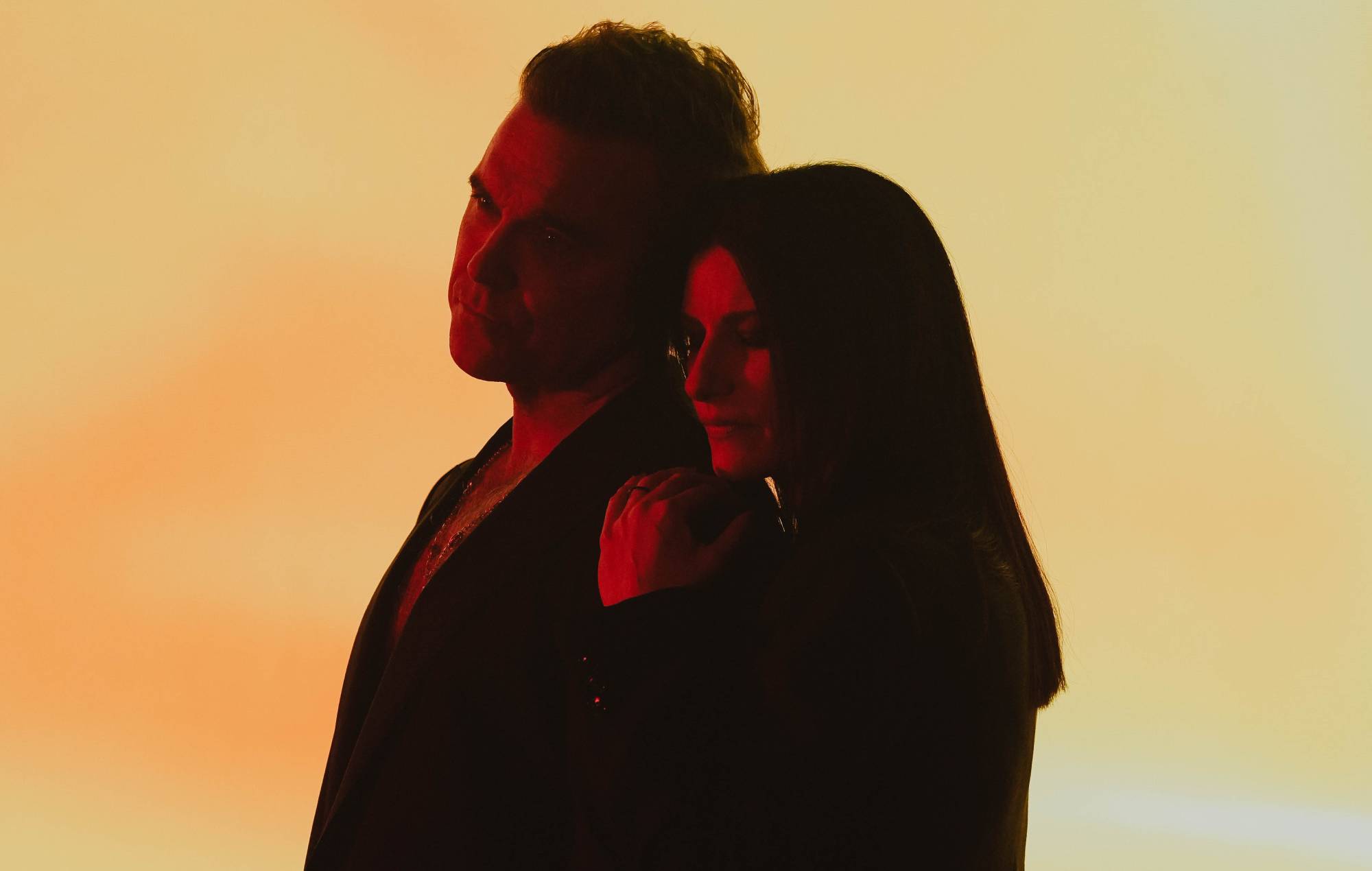 Robbie Williams devine Ambasadorul Muzical oficial FIFA și lansează imnul „Desire”