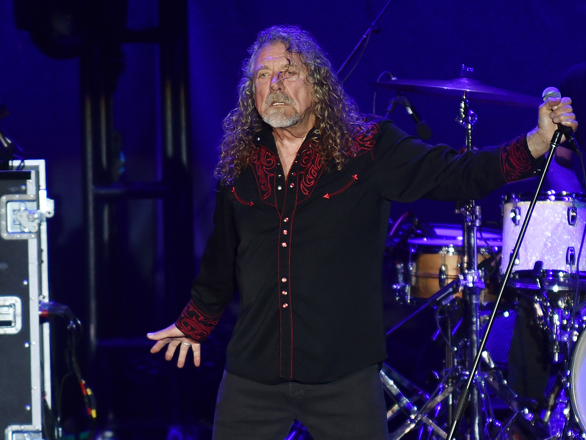 https://www.rollingstone.com/music/music-features/robert-plant-album-tour-saving-grace-1235385216/