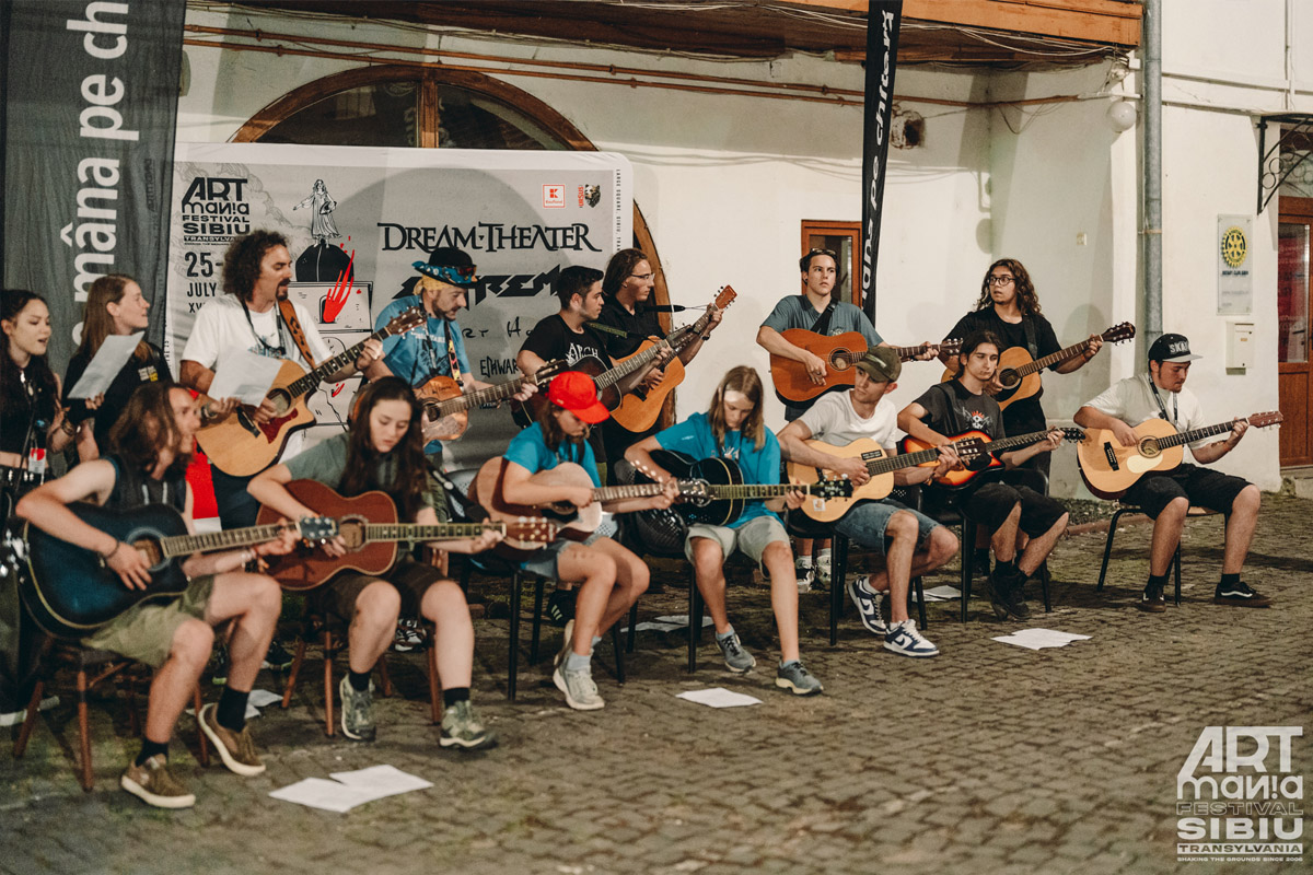 Rock Talk – School of Rock: ARTmania