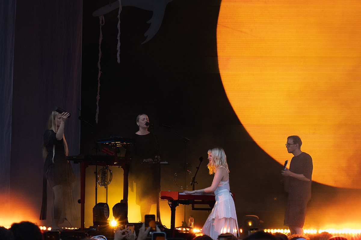 Galerie foto: Aurora live la București