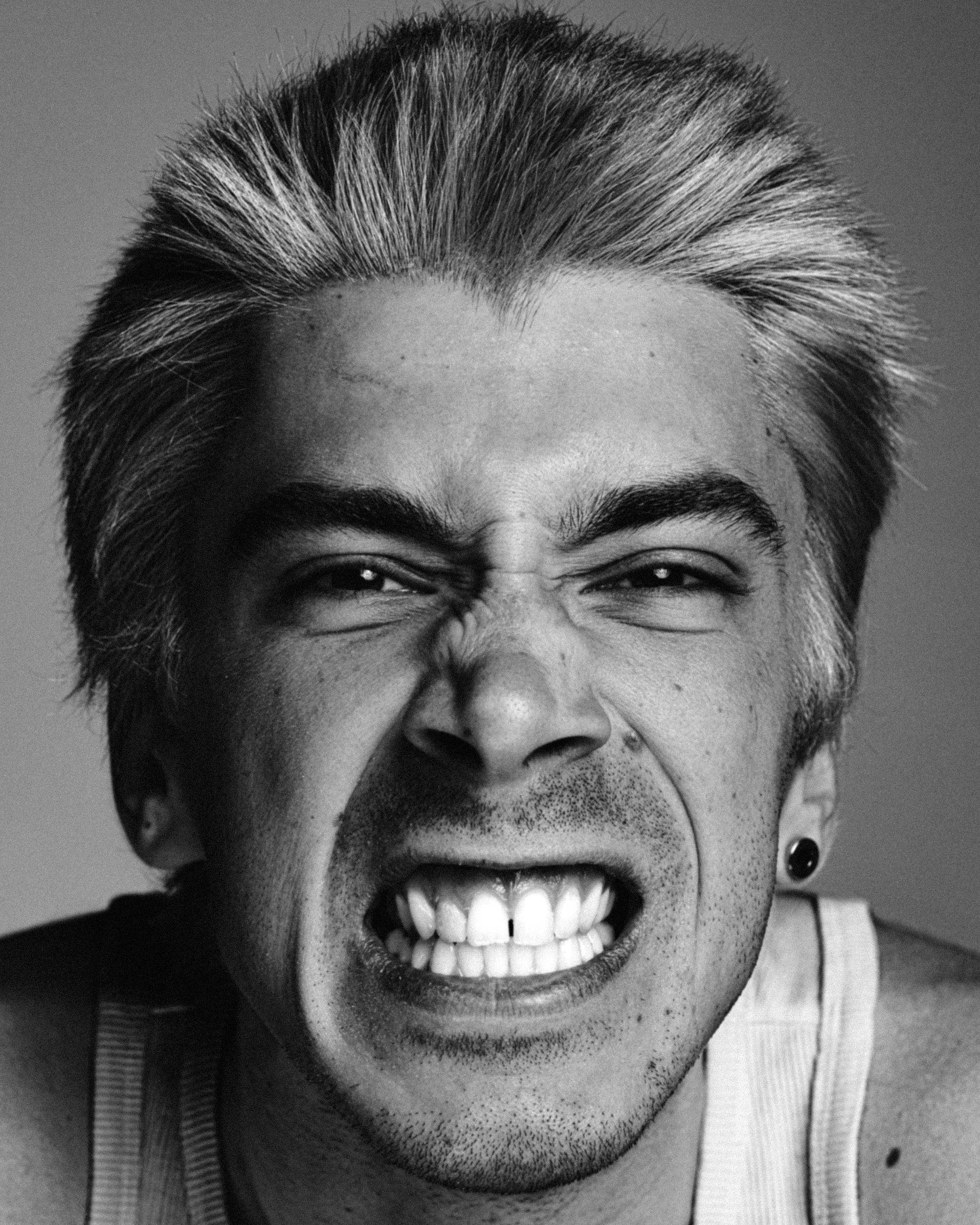 COJO lansează melodia "Latent"