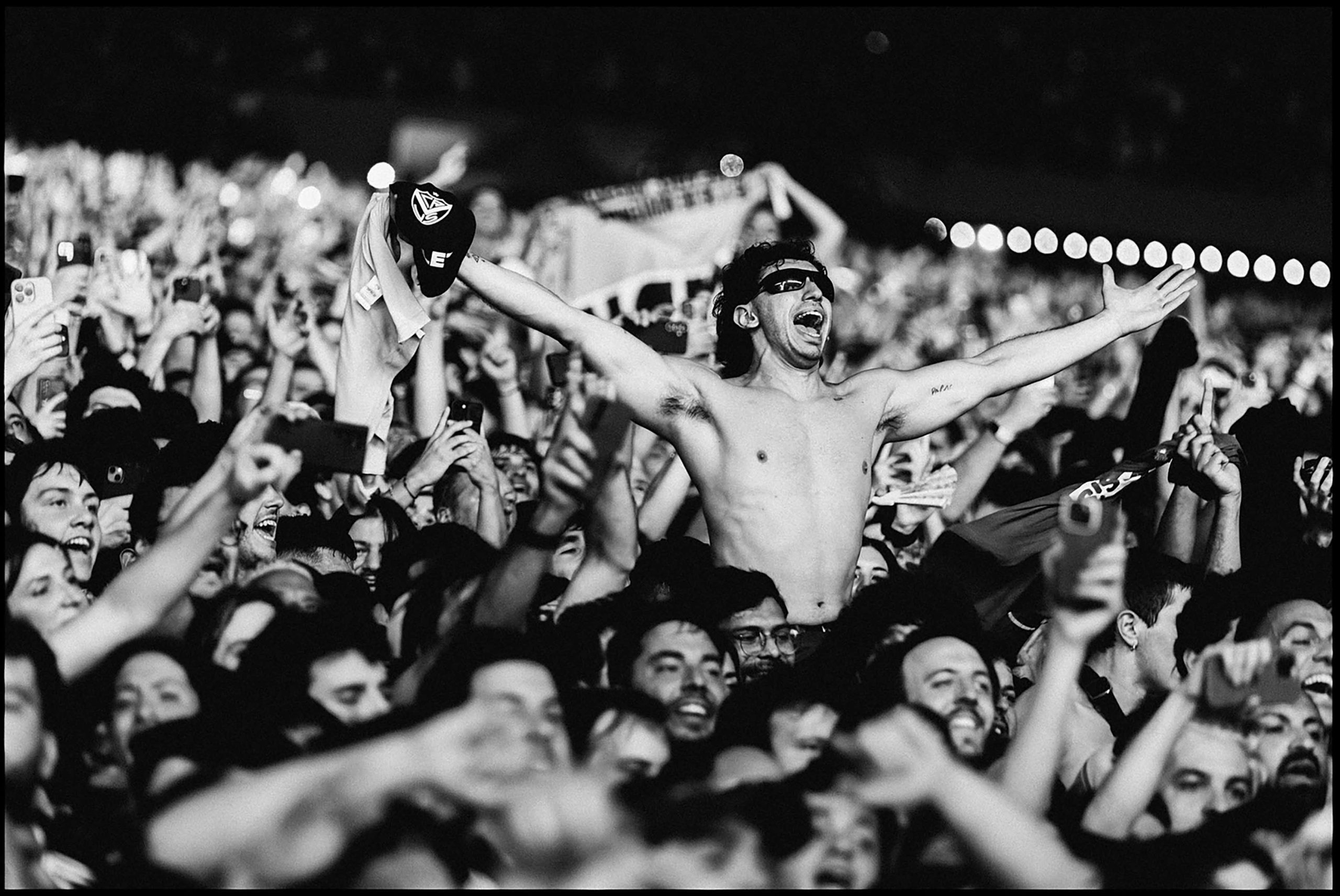 Marea Britanie pregătește interzicerea revânzării biletelor la prețuri mai mari decât valoarea de achiziție