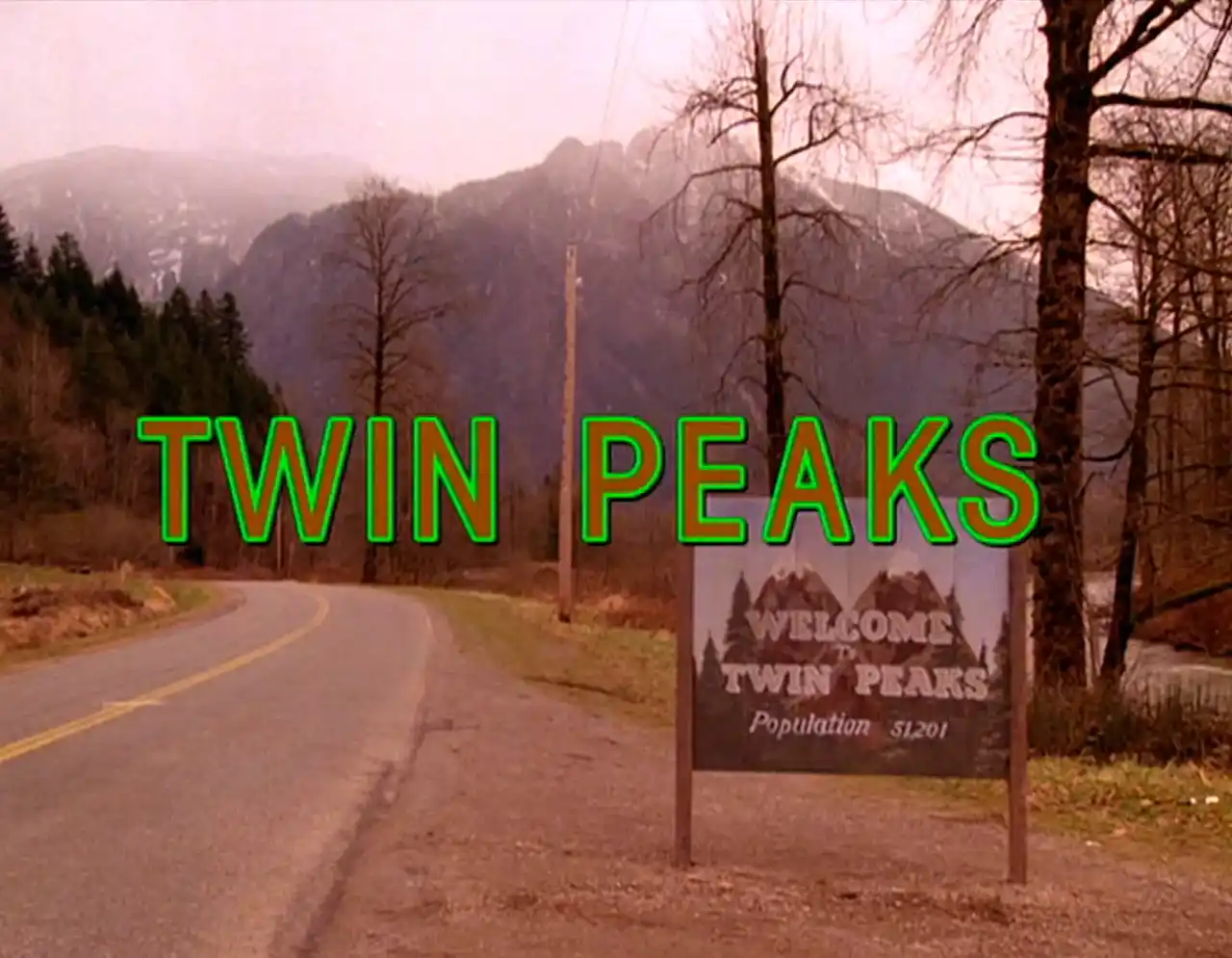 Intrarea în orasul Twin Peaks - imagine din film
