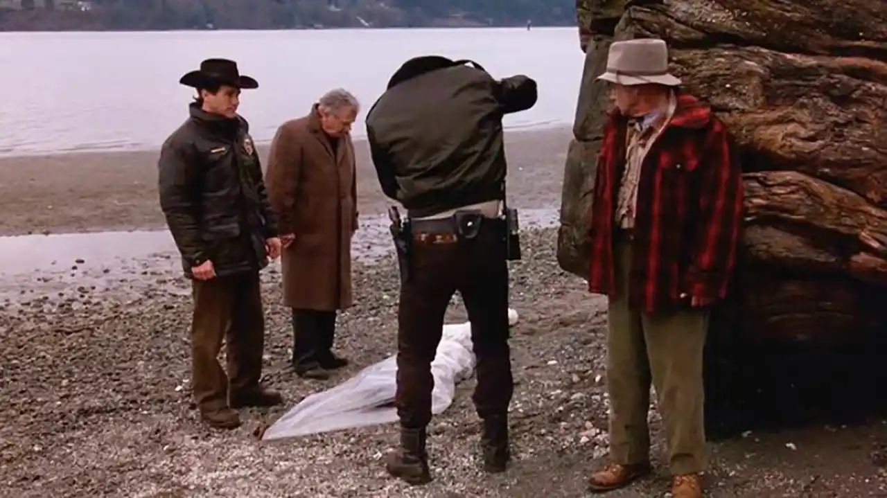 Laura Palmer, "wrapped in plastic", imagine din serial