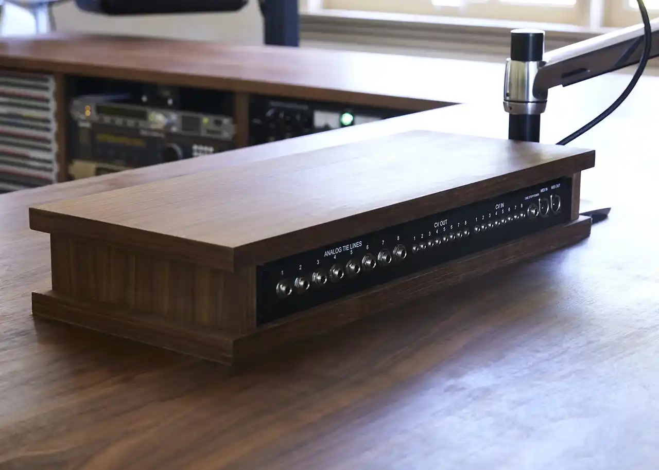 Poză din Studioul lui Martin Gore din Santa Barbara