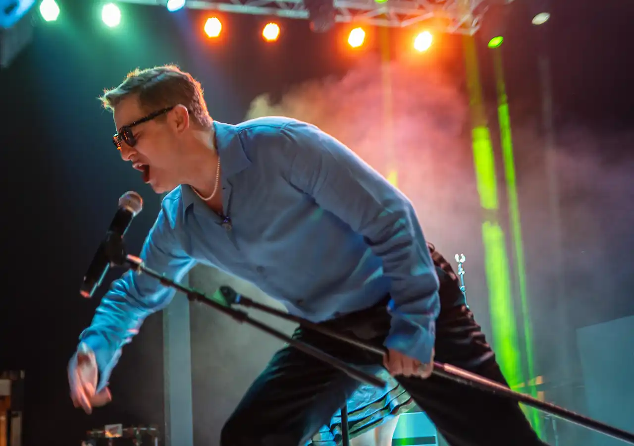 AKCENT revine la Sala Palatului cu un show construit în jurul hiturilor care au marcat un fenomen pop românesc