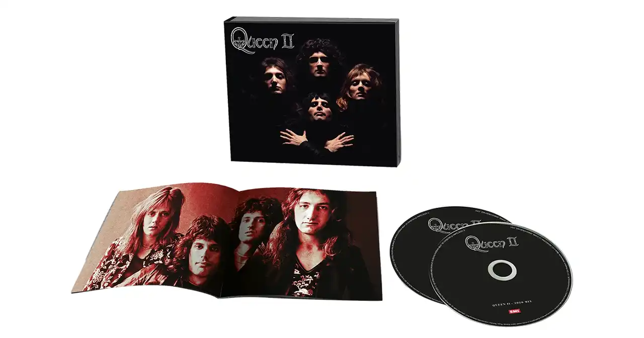 Queen II, al doilea album al trupei Queen, apărut în 1974, a fost remixat, remasterizat și extins într-un box set pentru colecționari