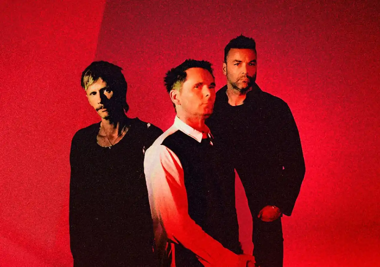 Muse anunță un nou album și lansează single-ul „Be With You”