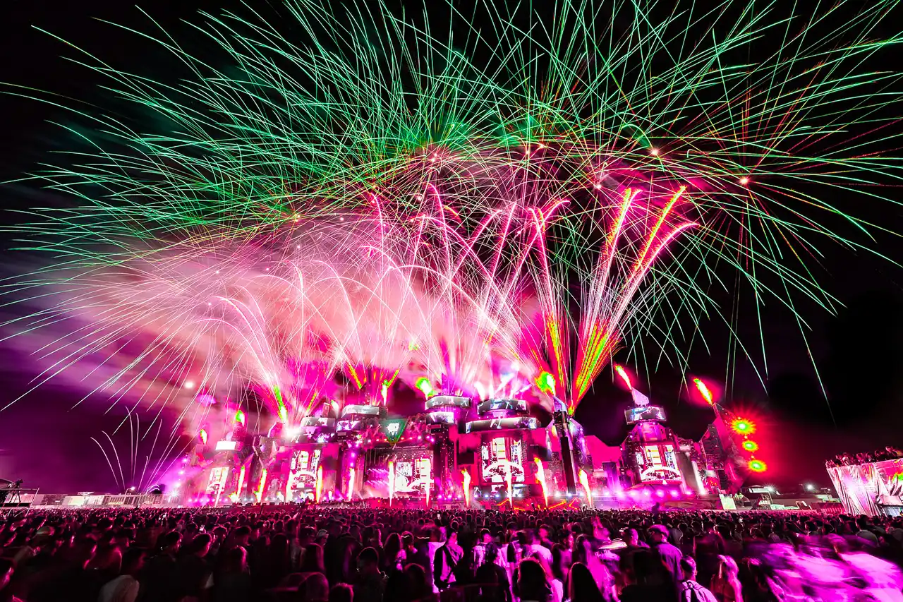 Wireless Festival din Londra s-a anulat, iar Beach, Please! oferă o alternativă pentru deținătorii de bilete