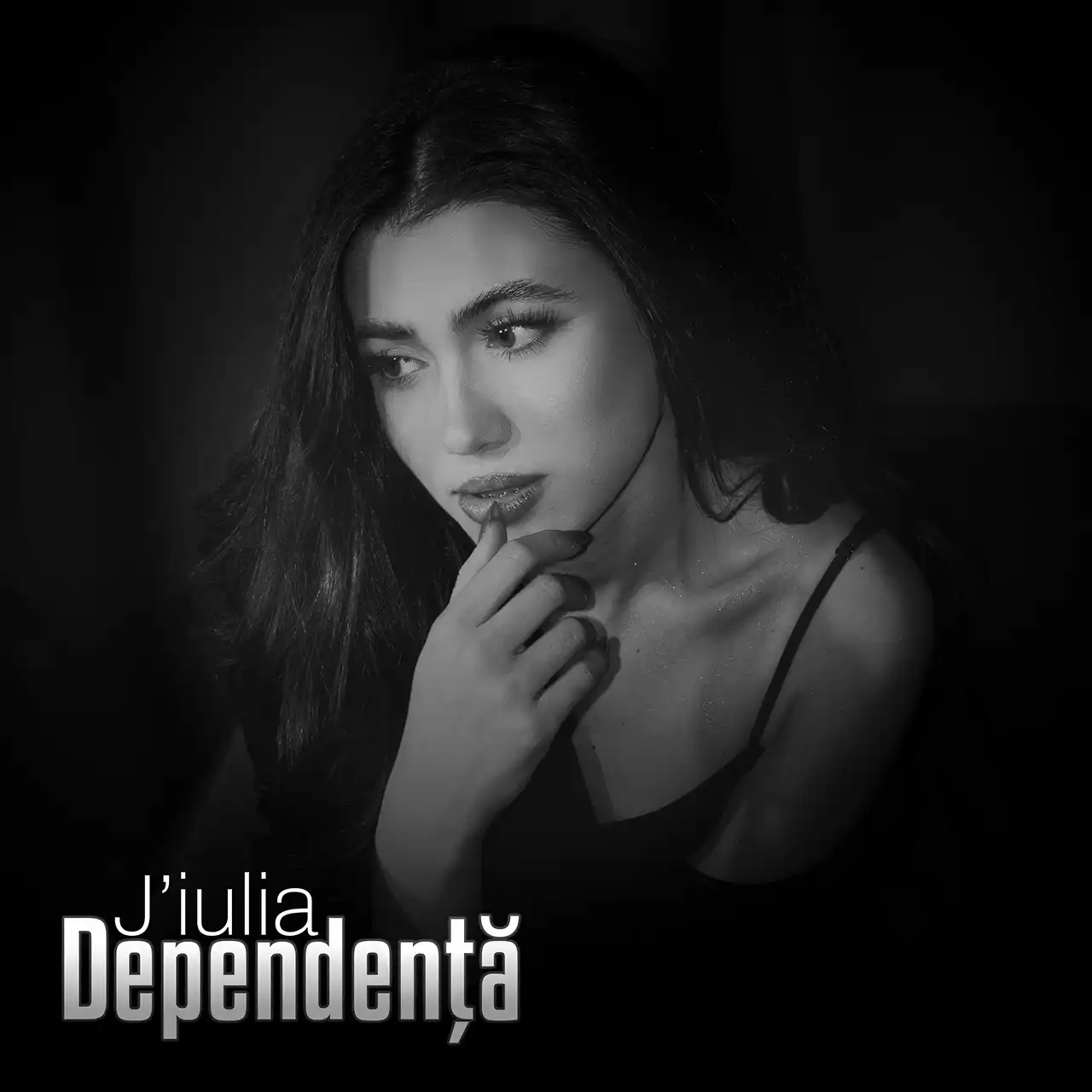J'IULIA lansează „Dependența”, o poveste muzicală