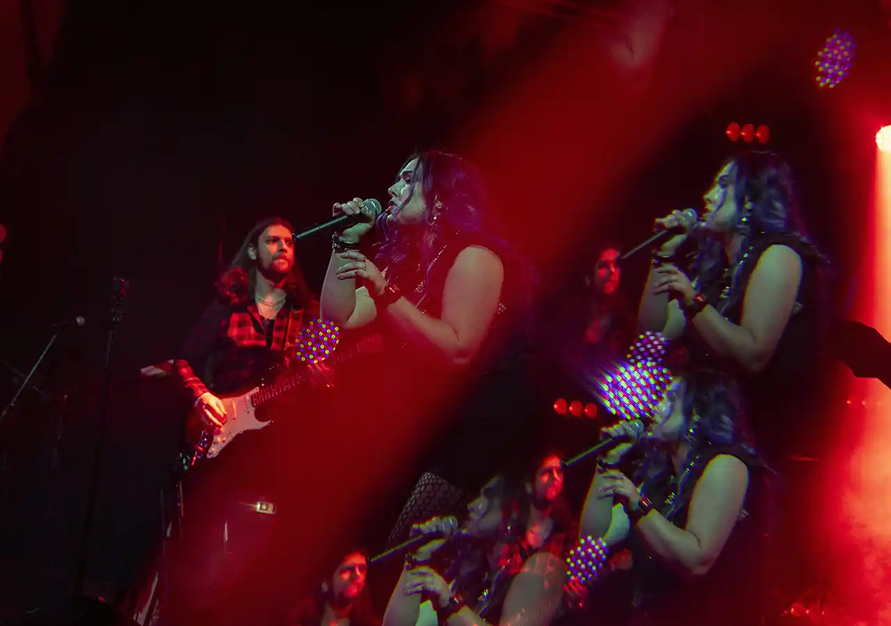 The Strizzers dă voce autenticității cu „De ajuns”, primul single în limba română al trupei