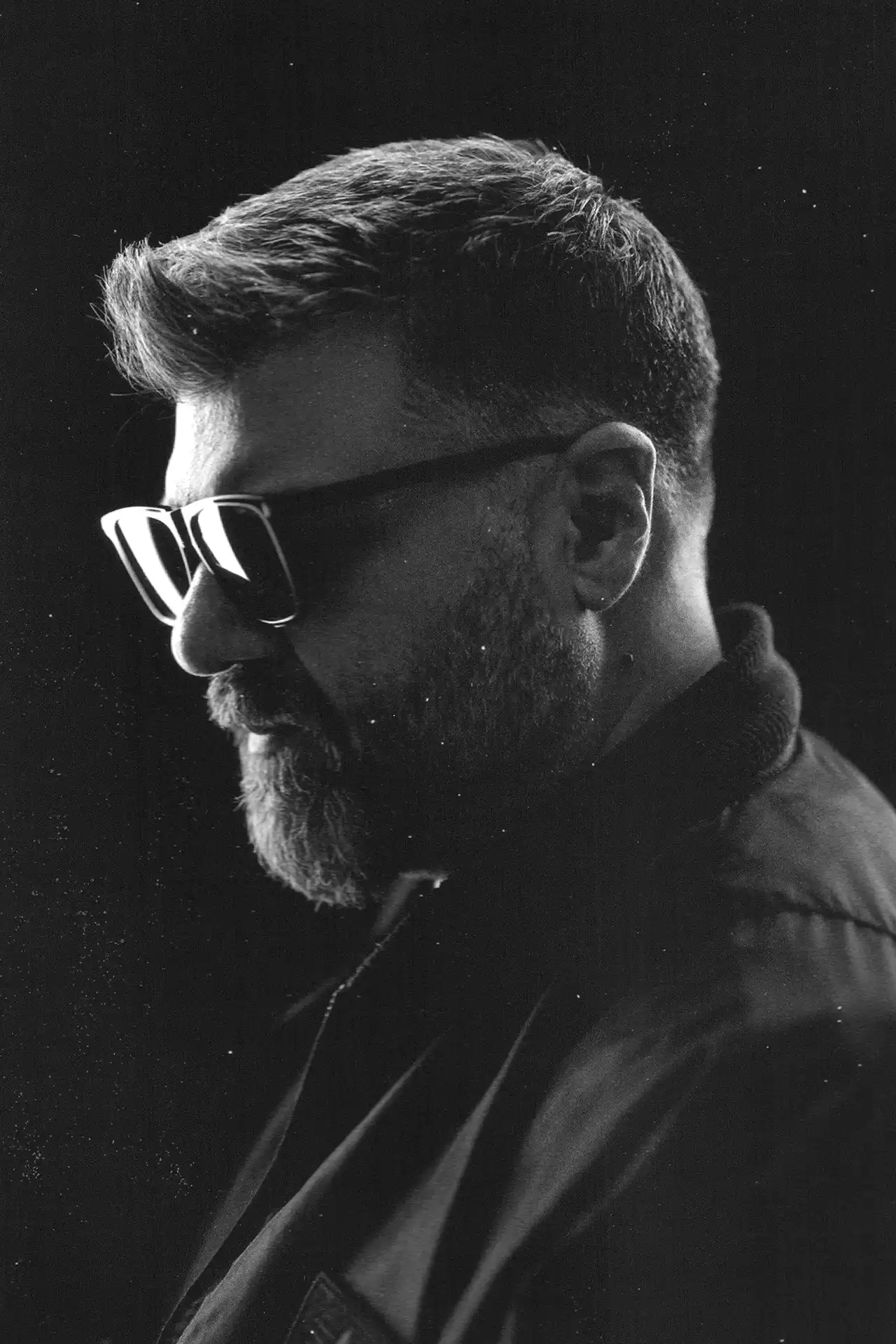 Grasu XXL lansează „Vremea impostorilor”, al doilea single de pe albumul „Mâine nu-i promis”