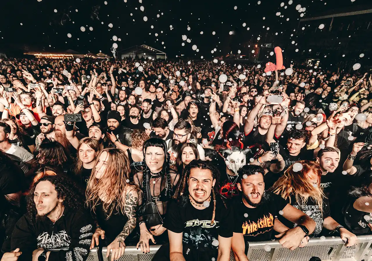 Rockstadt Extreme Fest mizează pe creativitate umană pentru merch-ul din acest an