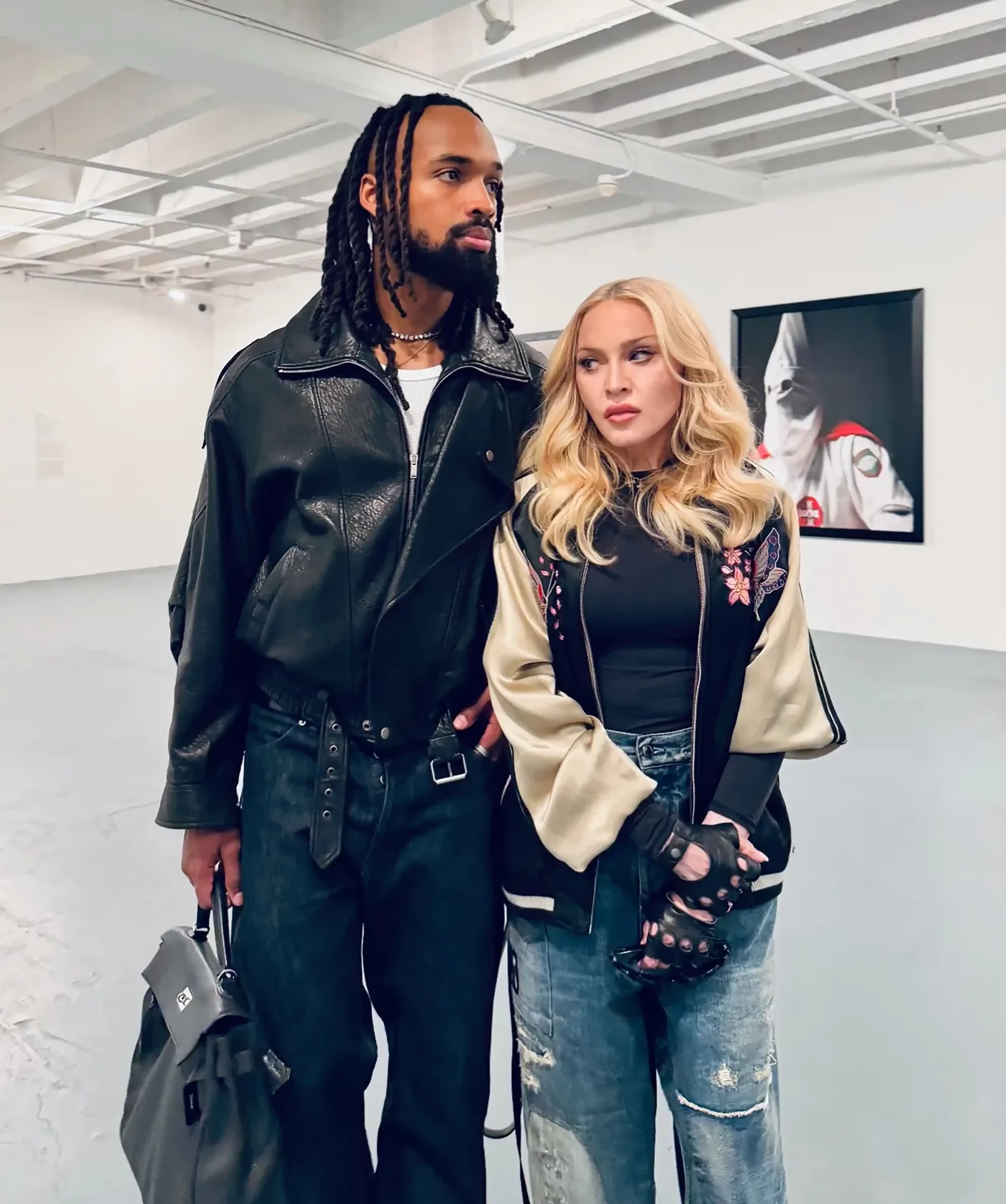 Madonna lansează un nou album: revenire la sound-ul de club care i-a definit cariera