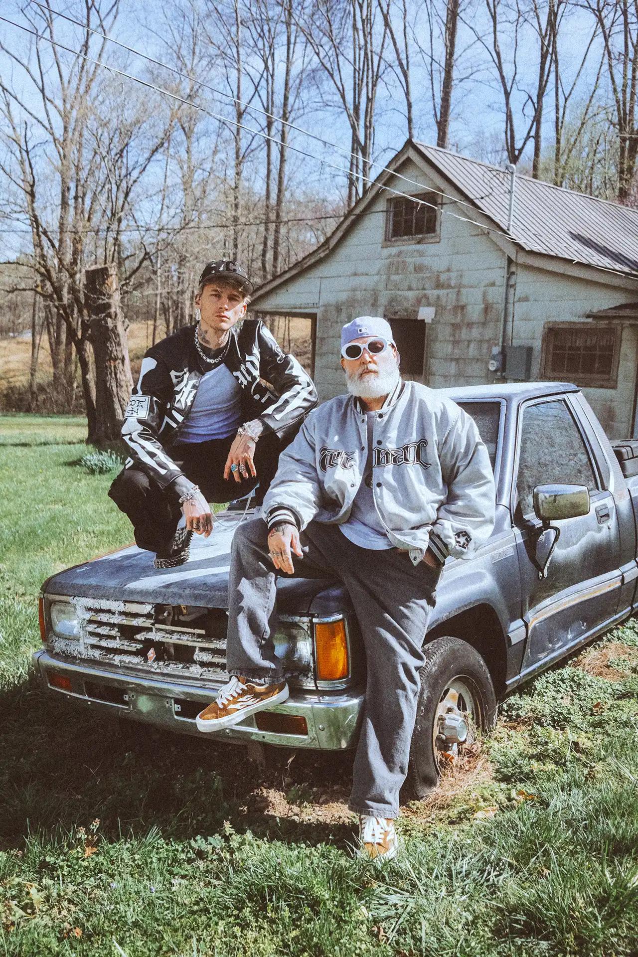 mgk și Fred Durst lansează „FIX UR FACE" – piesă nouă cu vibe de anii '90