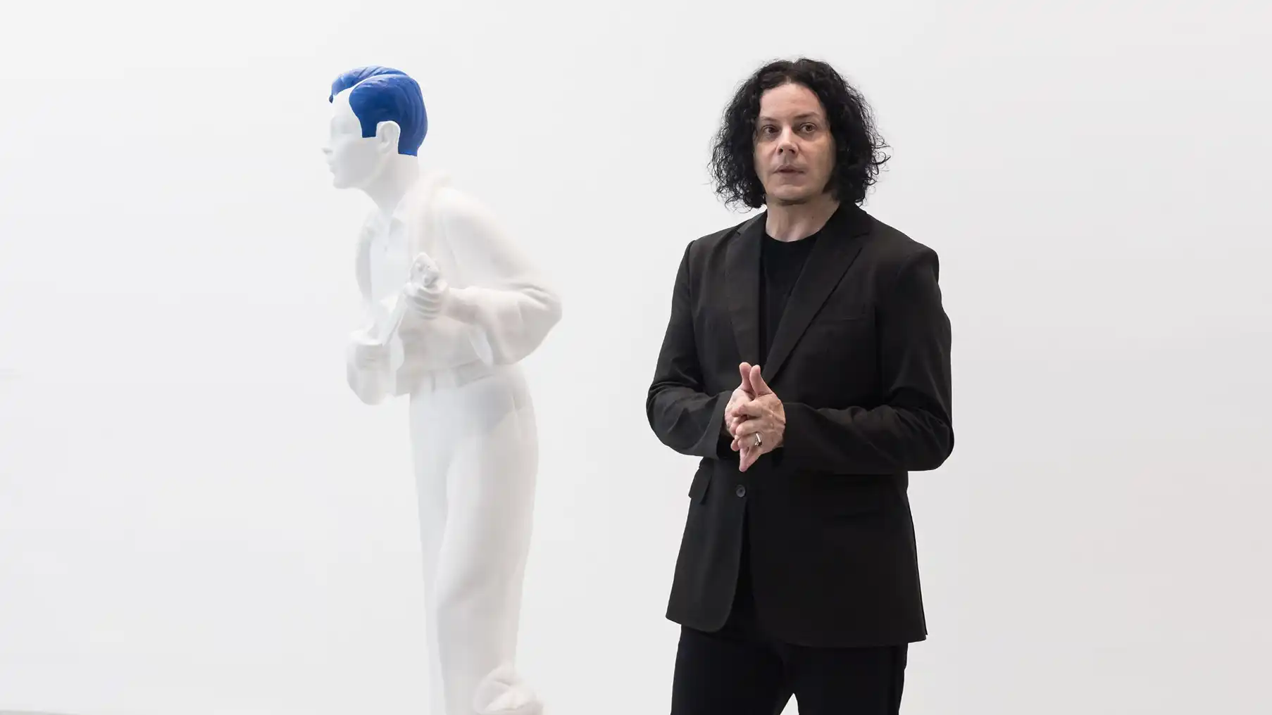 Jack White și-a deschis prima expoziție de artă la Londra
