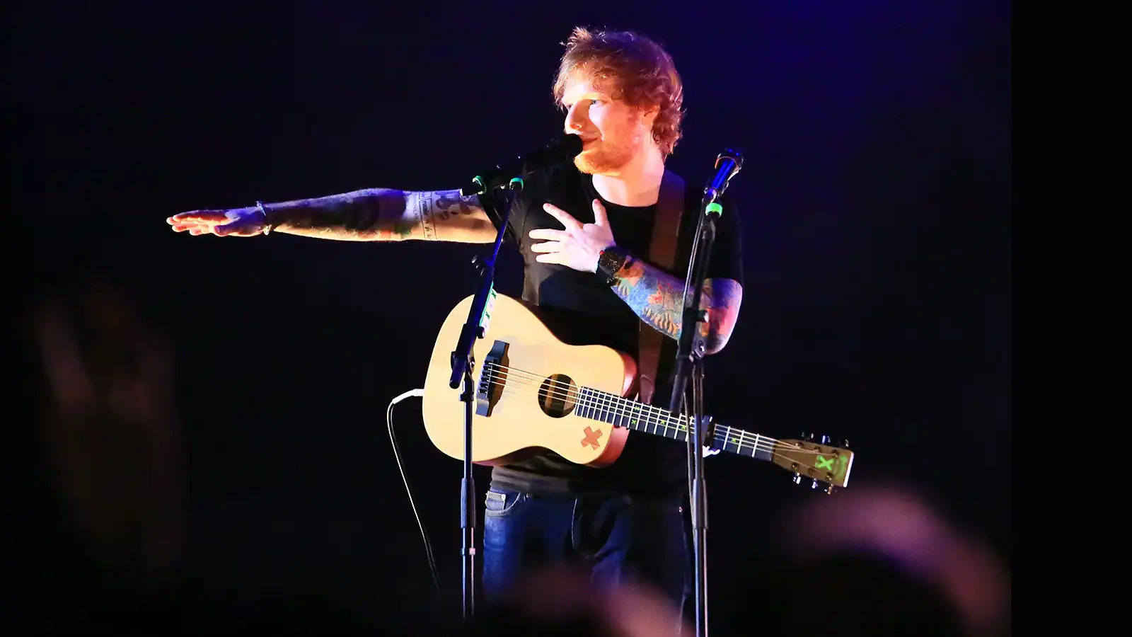 Ed Sheeran a părăsit Warner Music după 15 ani și opt albume