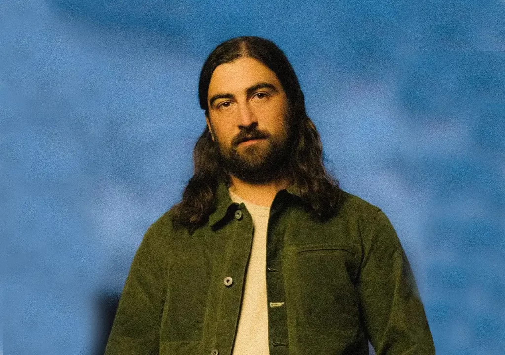 Noah Kahan lansează unul dintre cele mai așteptate albume ale anului 2026 – „The Great Divide”