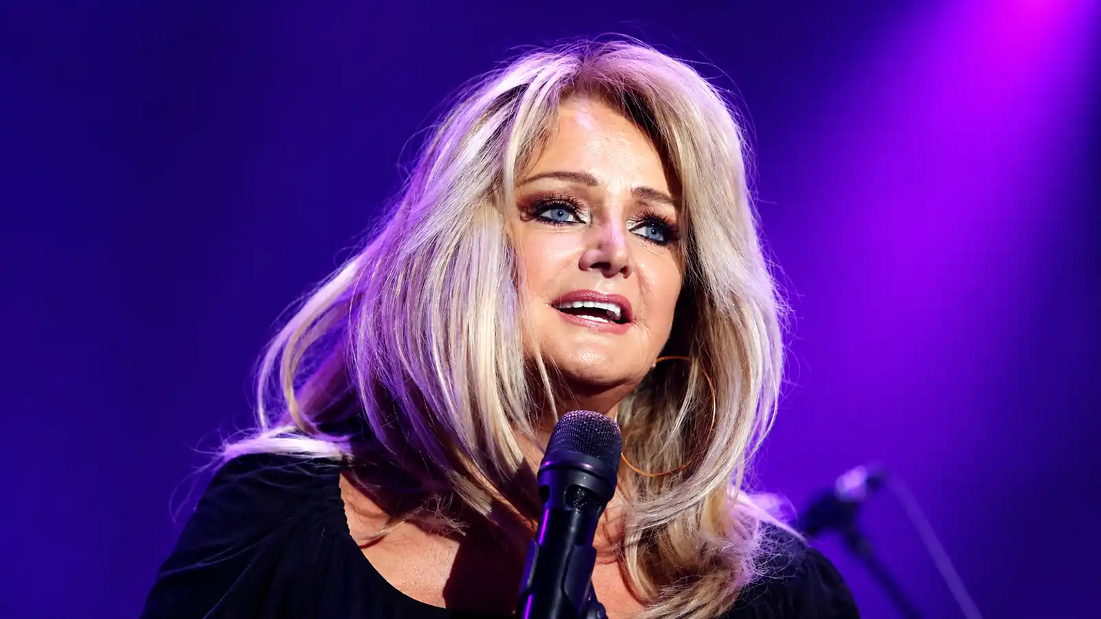 A murit Bonnie Tyler, vocea inconfundabilă din „Total Eclipse of the Heart”