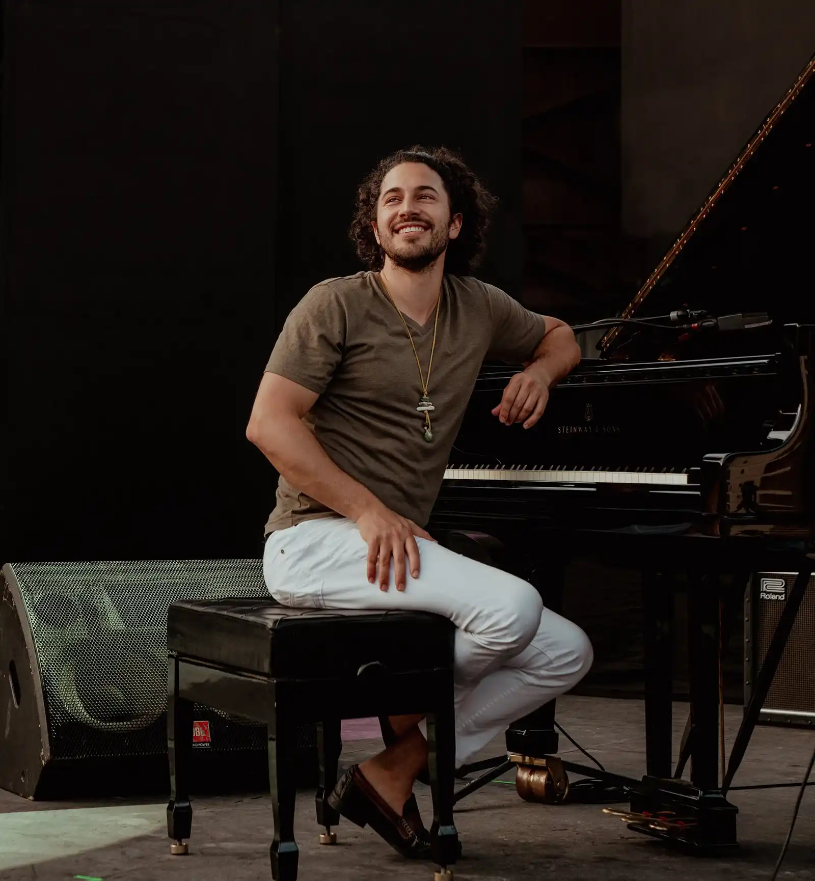 Emmet Cohen – Universal Truth. Oare sufletul are vârstă? Emmet Cohen – Universal Truth. Oare sufletul are vârstă?