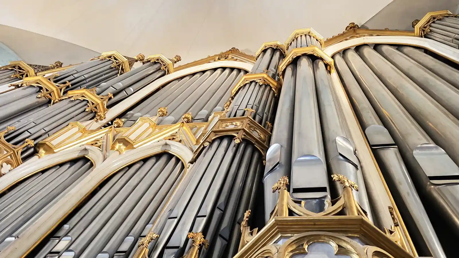 Dincolo de claviaturile orgii de la Biserica Neagră din Brașov