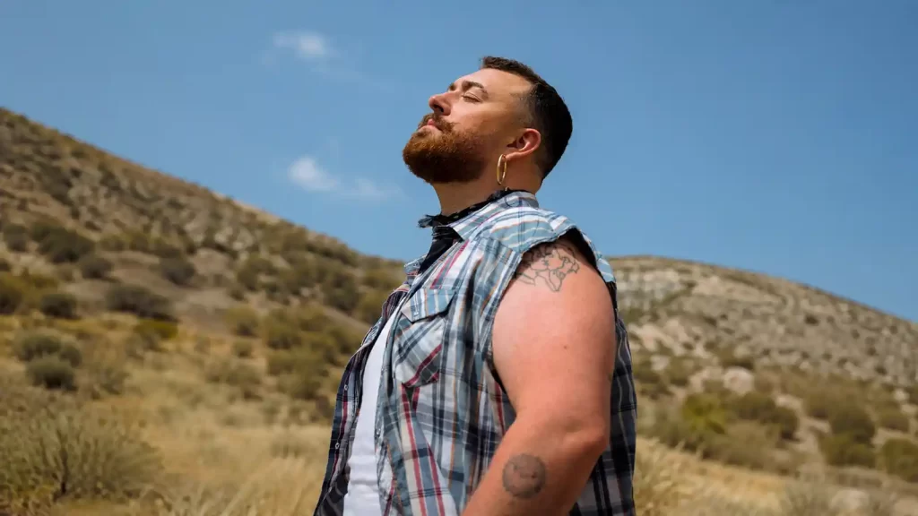 Sam Smith lansează al cincilea album de studio, Hazel Eyes