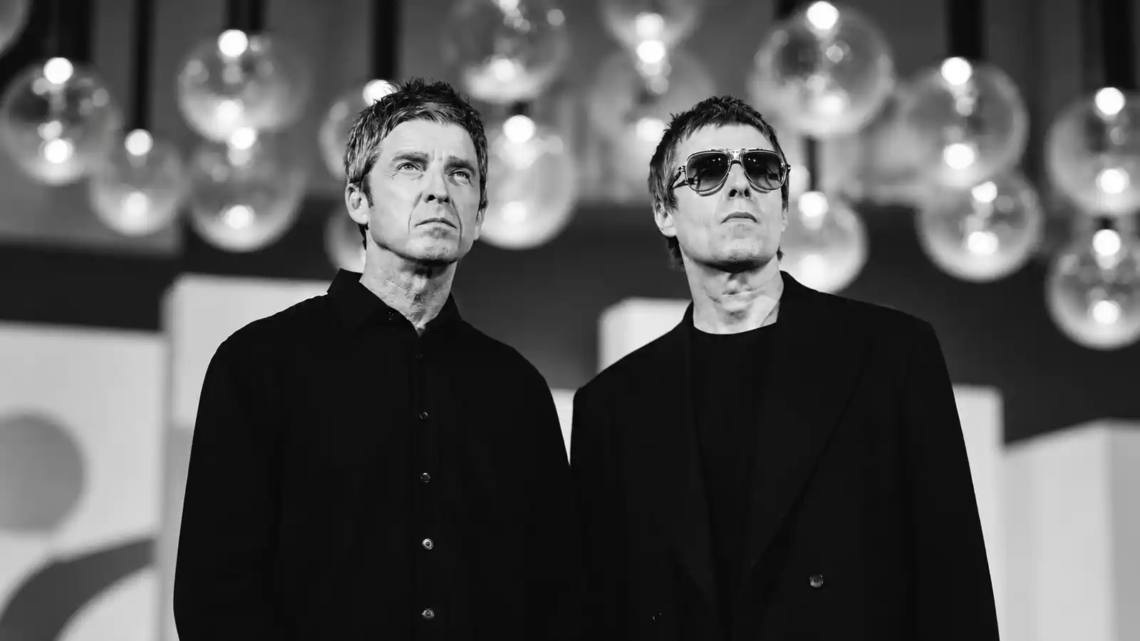 Liam și Noel Gallagher, împreună la Veneția pentru premiera mondială „Oasis: Don't Look Back in Anger"