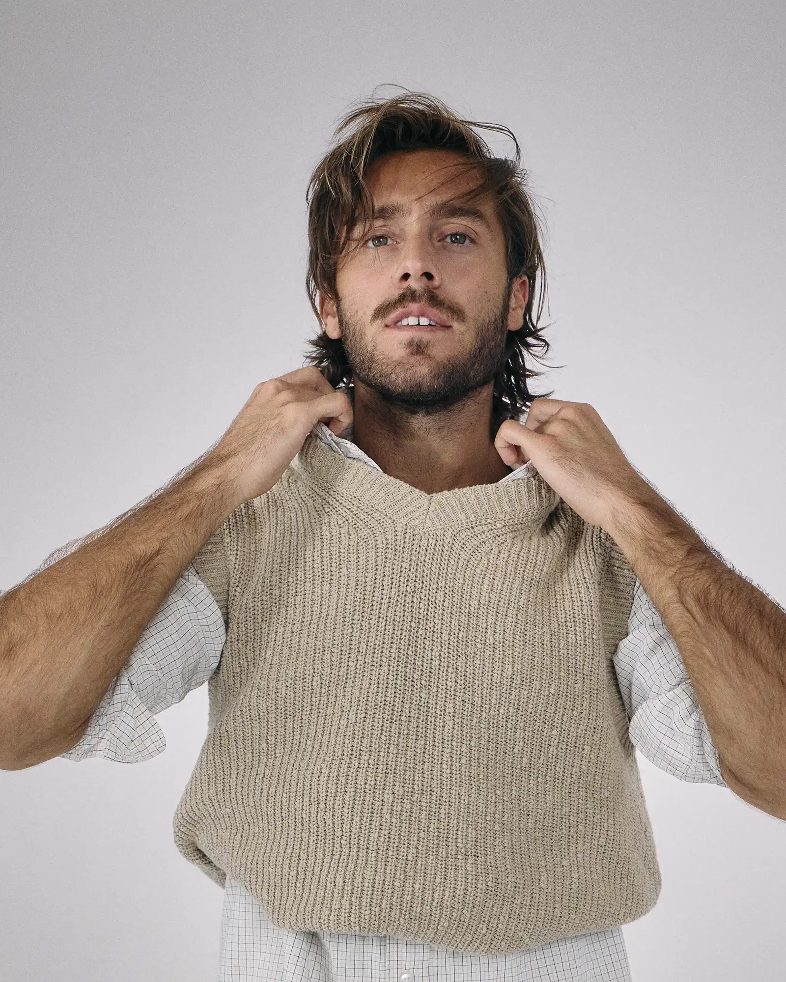 Benjamin Ingrosso lansează „Waste My Time” Benjamin Ingrosso lansează „Waste My Time”