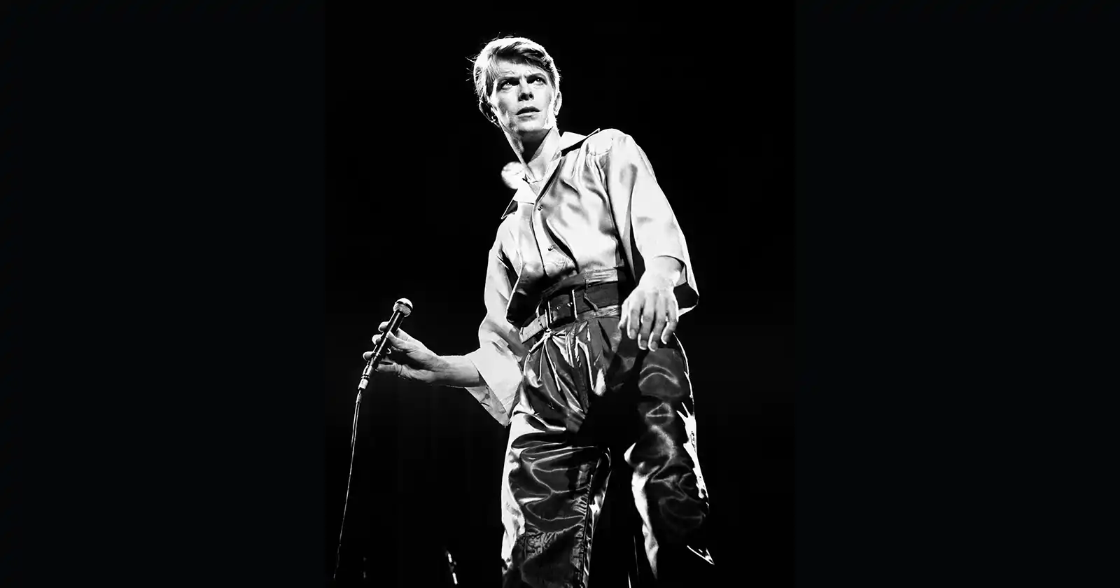 David Bowie revine cu un spectacol-concert construit pentru marile arene